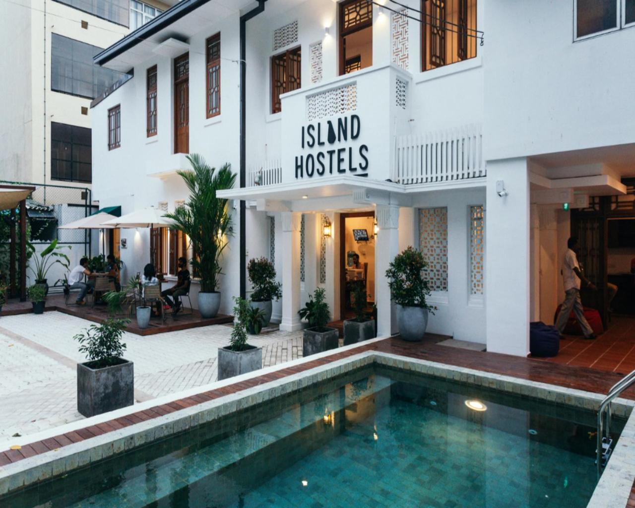 Island Hostels Коломбо Экстерьер фото